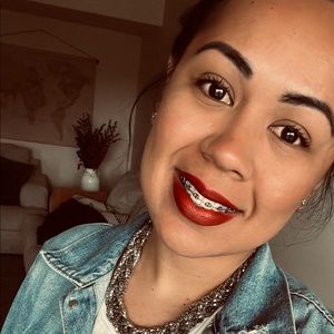 Meet your Posher, Robin